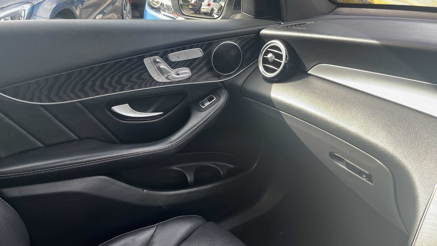 Used Mercedes-Benz GLC 2018 for sale - 75733260: Photo 28