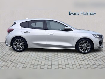 Used Ford Focus 2024 for sale - 78322002: Photo