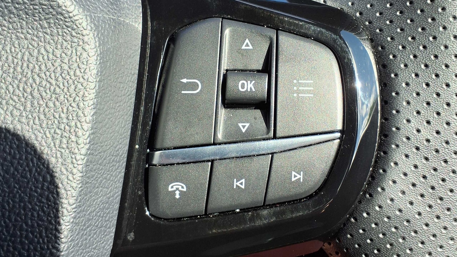 Used Ford Puma 2024 for sale - 76205123: Photo 28