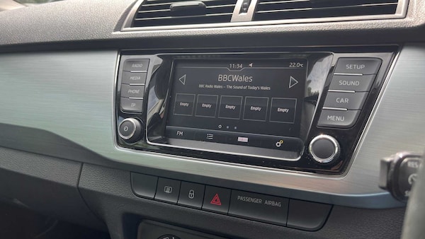 Used Skoda Fabia 2017 for sale - 75399809: Photo 2