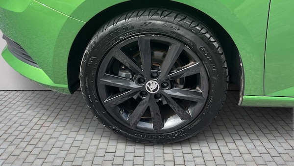 Used Skoda Fabia 2017 for sale - 75399809: Photo 32