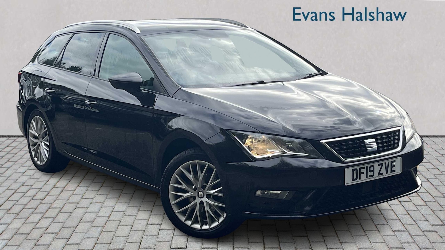 Used SEAT Leon 2019 for sale - 76156248: Photo 1