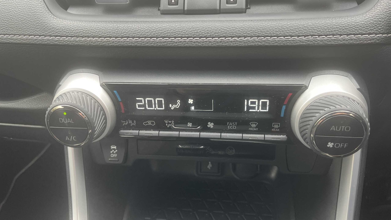 Used Toyota RAV4 2022 for sale - 76087922: Photo 22