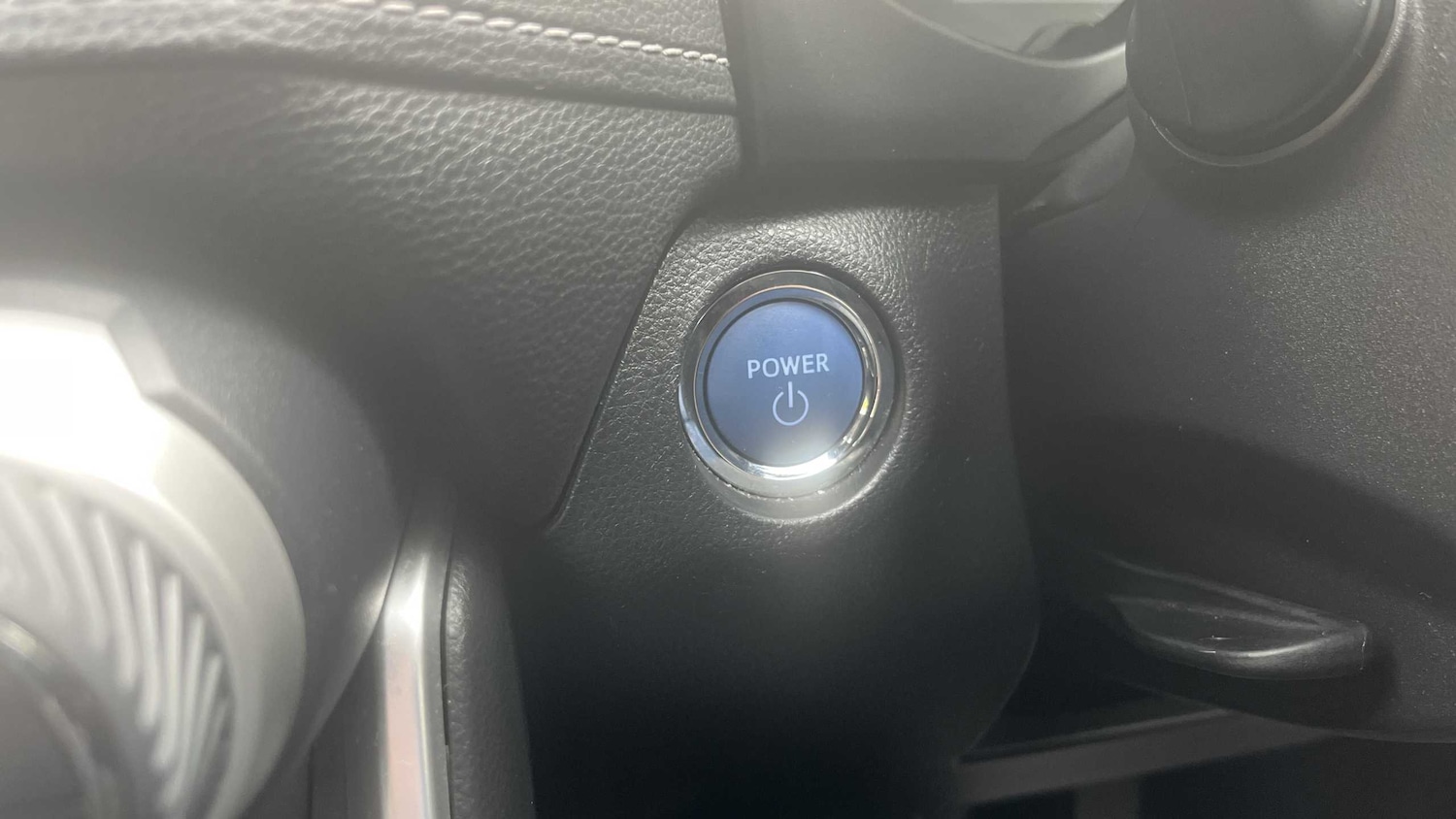 Used Toyota RAV4 2022 for sale - 76087922: Photo 23