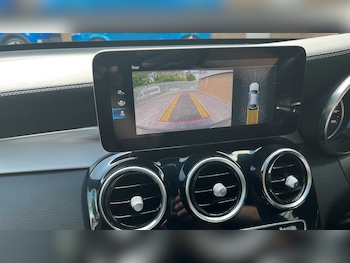 Used Mercedes-Benz GLC 2021 for sale - 75561963: Photo
