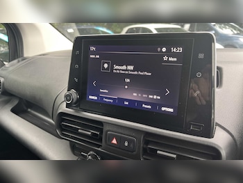 Used Vauxhall Combo 2021 for sale - 76286443: Photo 2