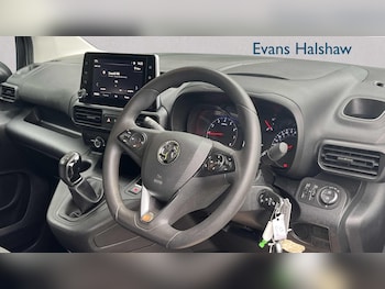 Used Vauxhall Combo 2021 for sale - 76286443: Photo 3