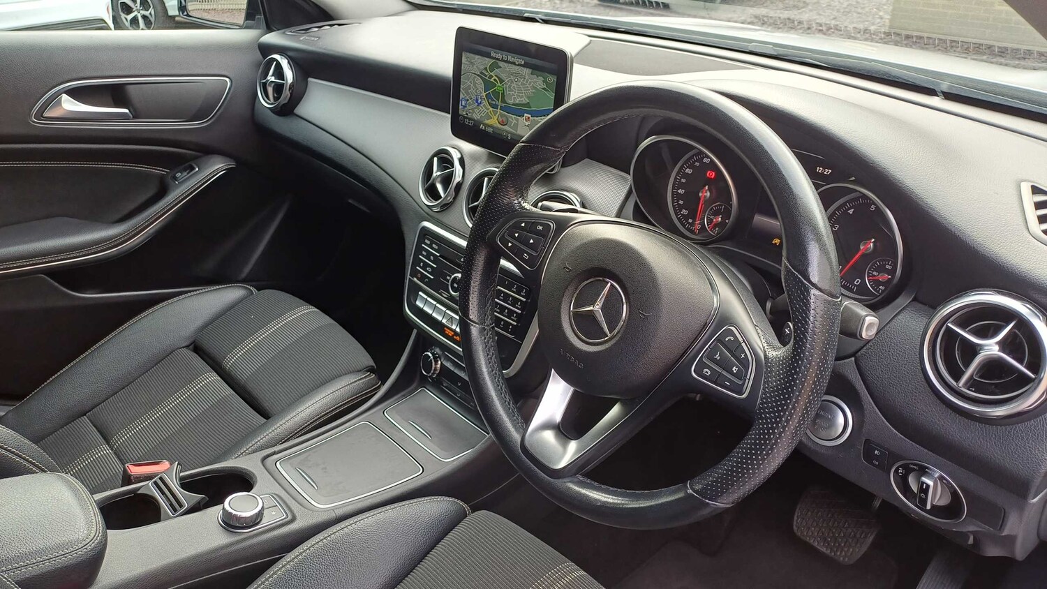 Used Mercedes-Benz GLA 2019 for sale - 76205120: Photo 11