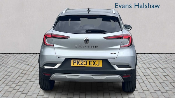 Used Renault Captur 2023 for sale - 75530376: Photo 8
