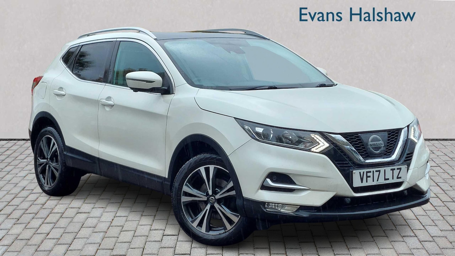 Used Nissan Qashqai 2017 for sale - 76351605: Photo 1
