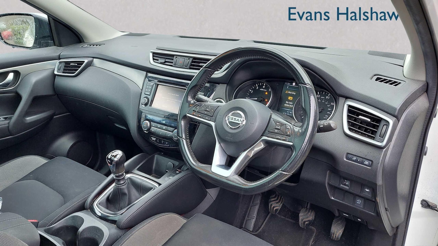 Used Nissan Qashqai 2017 for sale - 76351605: Photo 3