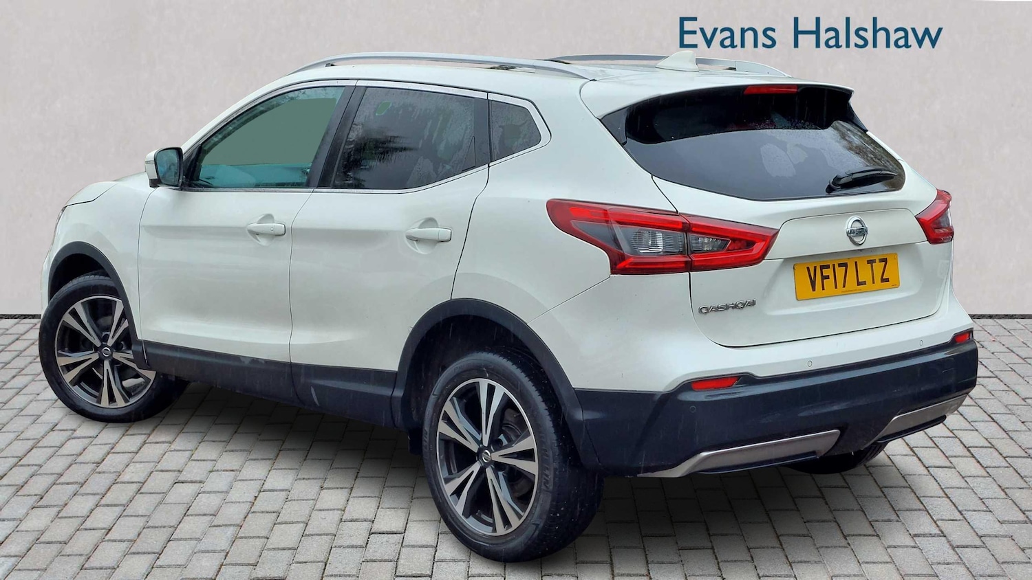 Used Nissan Qashqai 2017 for sale - 76351605: Photo 5