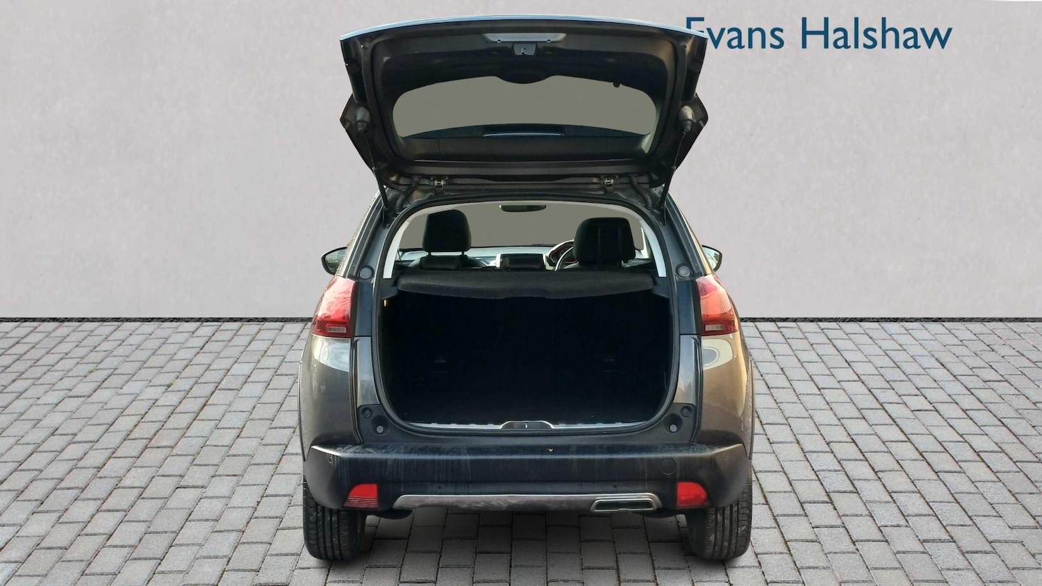 Used Peugeot 2008 2019 for sale - 76075305: Photo 8