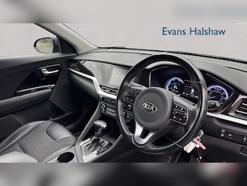 Used Kia Niro 2020 for sale - 78550568: Photo