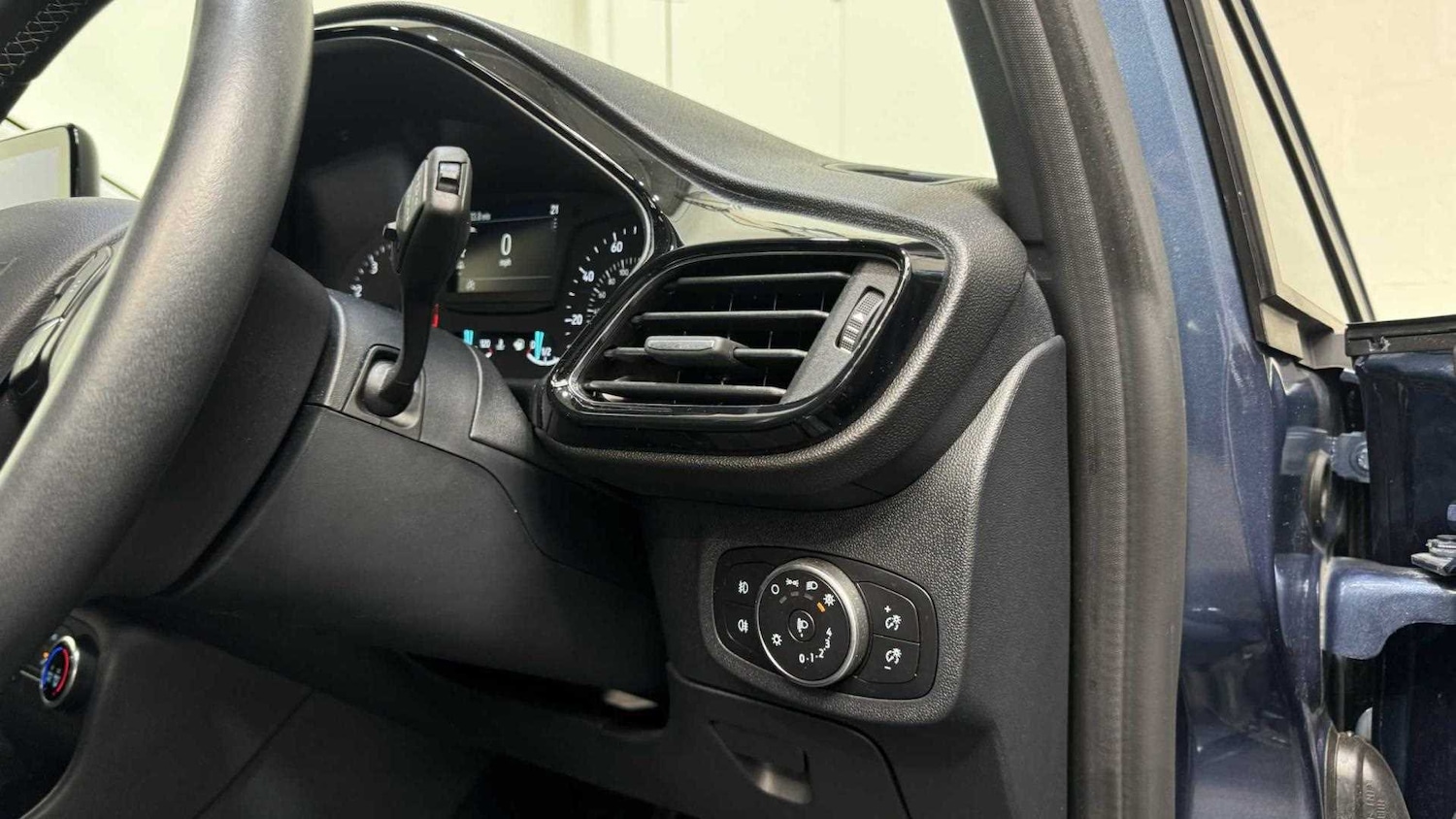Used Ford Fiesta 2020 for sale - 76351717: Photo 23