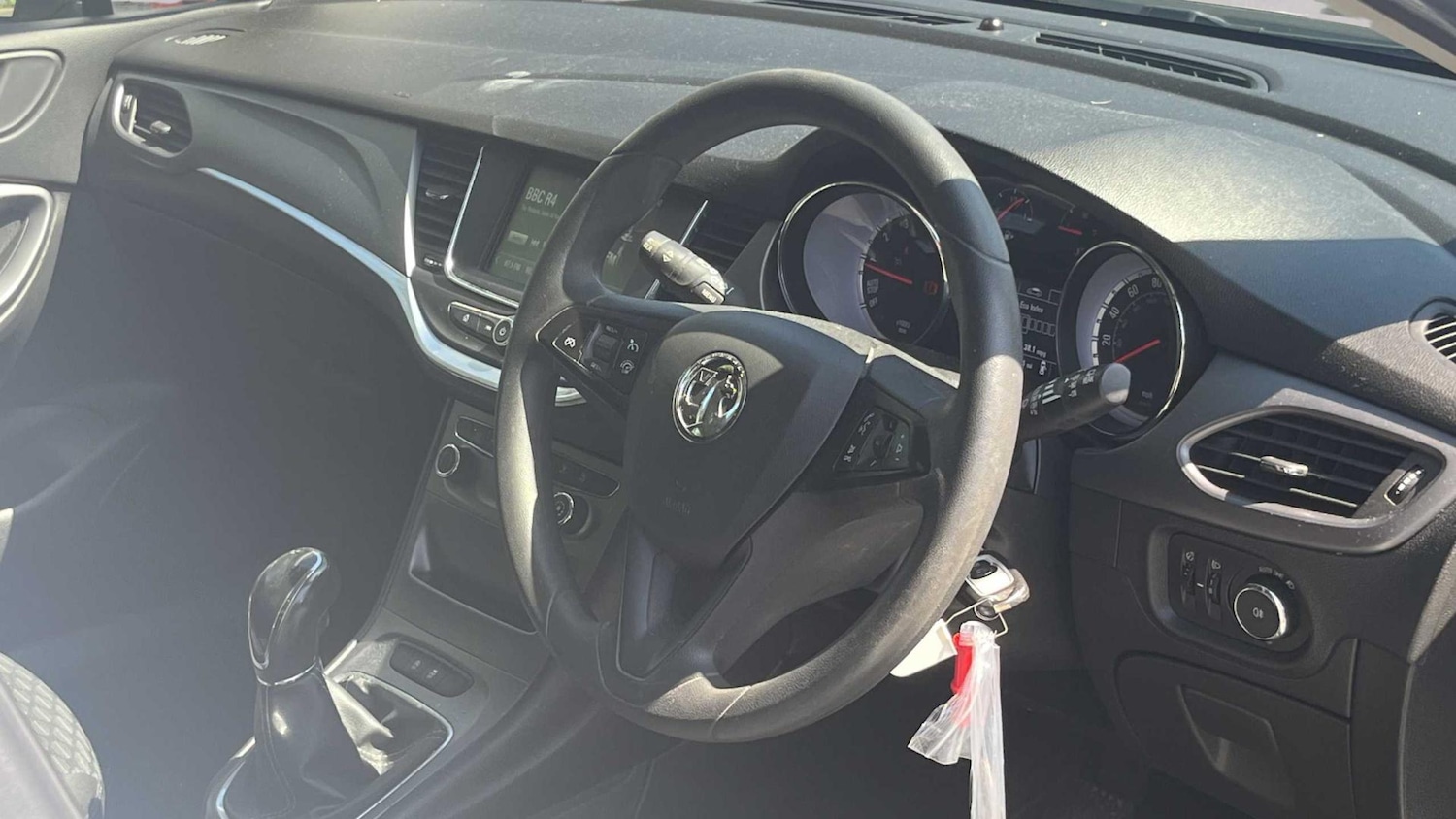 Used Vauxhall Astra 2017 for sale - 76732227: Photo 3