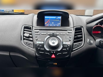 Used Ford Fiesta 2017 for sale - 77661307: Photo