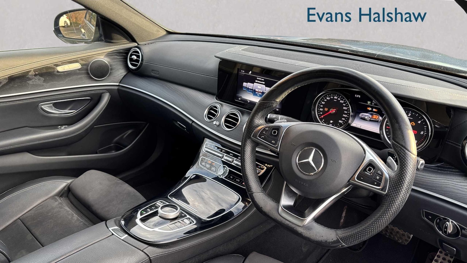 Used Mercedes-Benz E Class 2017 for sale - 77635072: Photo 3