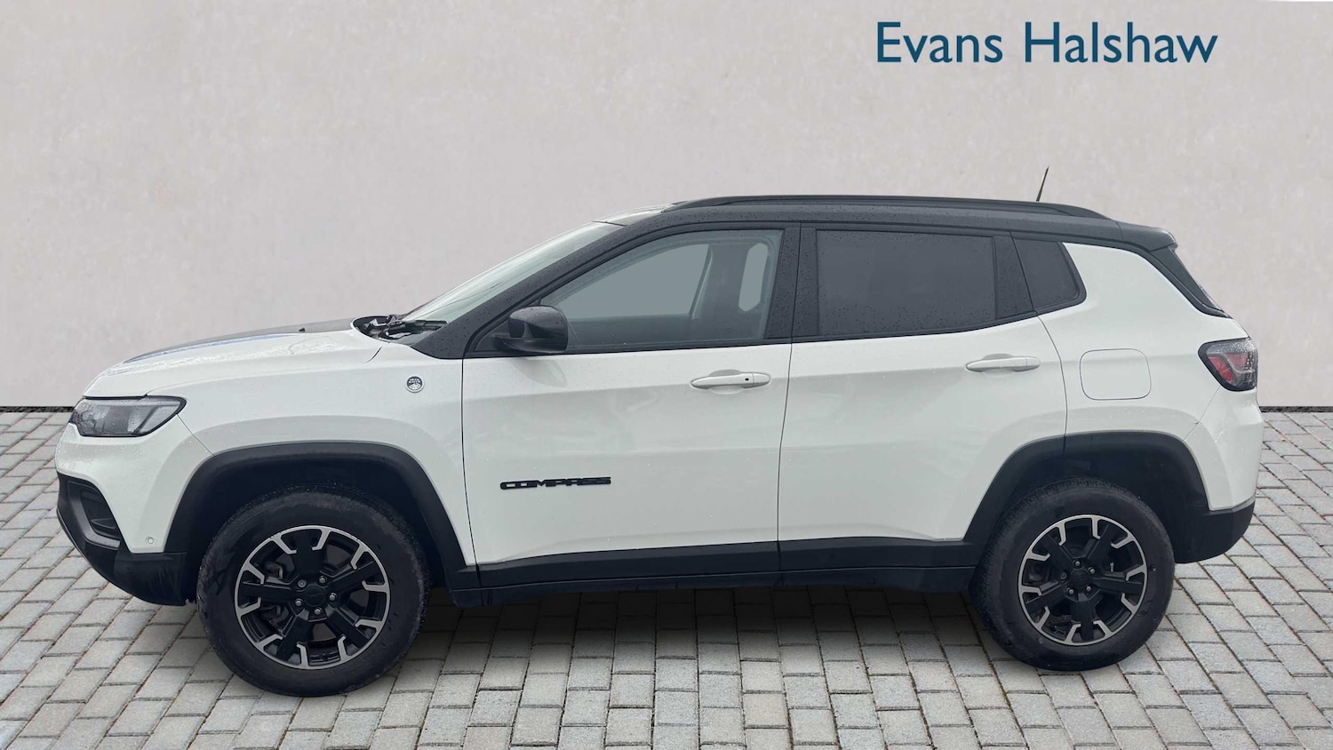 Used Jeep Compass 2023 for sale - 77540701: Photo 4