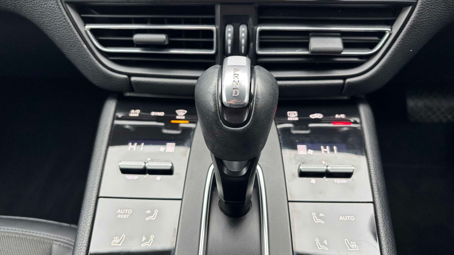 Used Porsche Macan 2022 for sale - 77294173: Photo 14