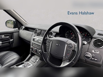 Used Land Rover Discovery 2016 for sale - 78857171: Photo