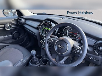 Used MINI Hatch 2019 for sale - 77178824: Photo