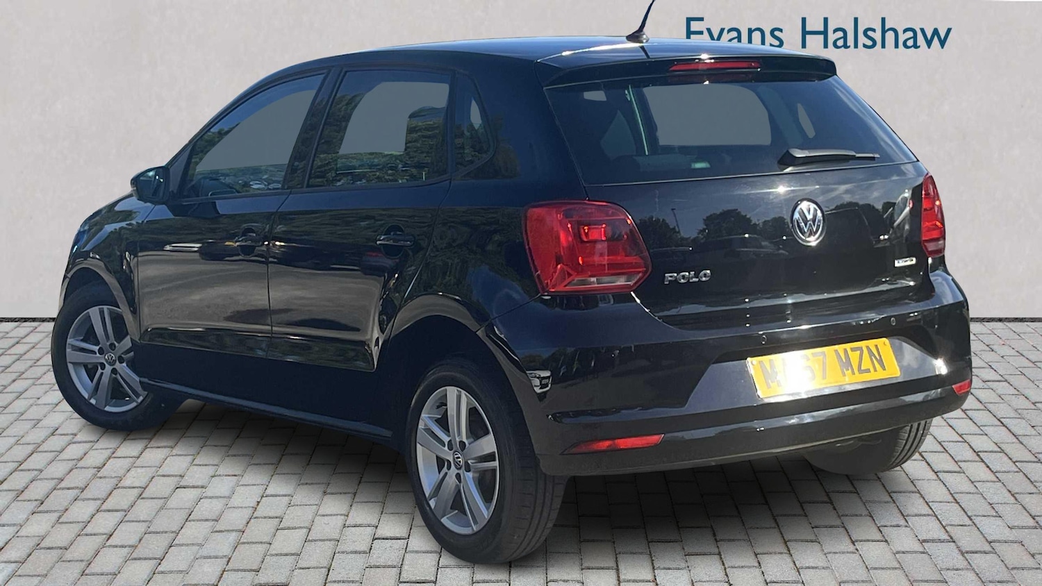 Used Volkswagen Polo 2017 for sale - 76075419: Photo 4