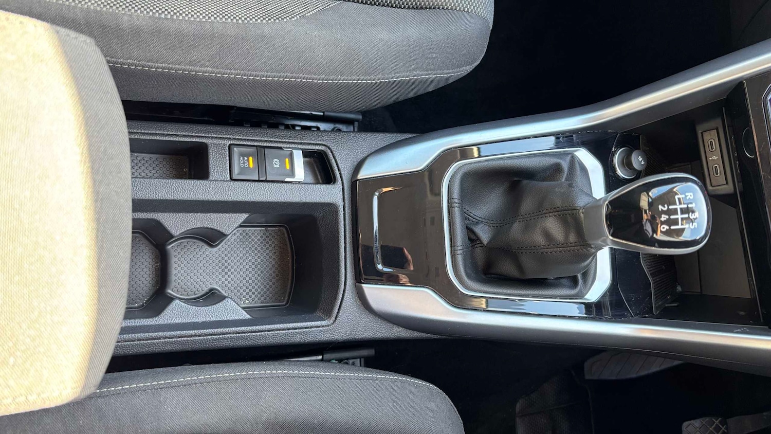 Used Volkswagen T-Roc 2023 for sale - 78119077: Photo 16