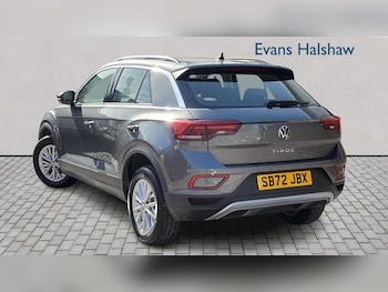 Used Volkswagen T-Roc 2023 for sale - 78119077: Photo