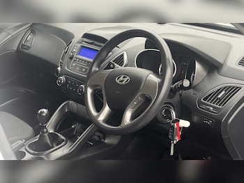 Used Hyundai Ix35 2014 for sale - 76075255: Photo 3