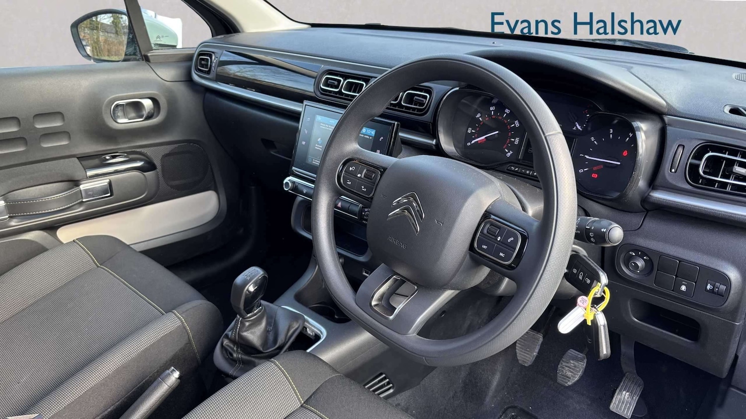 Used Citroen C3 2023 for sale - 77772316: Photo 3