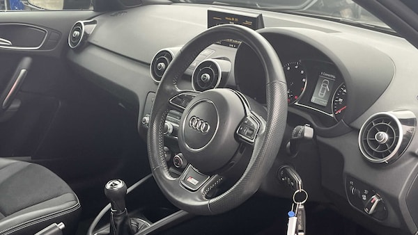 Used Audi A1 2017 for sale - 76242460: Photo 3