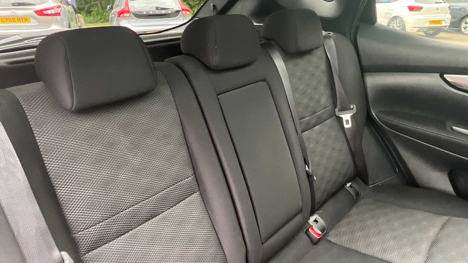 Used Nissan Qashqai 2017 for sale - 76096538: Photo 13