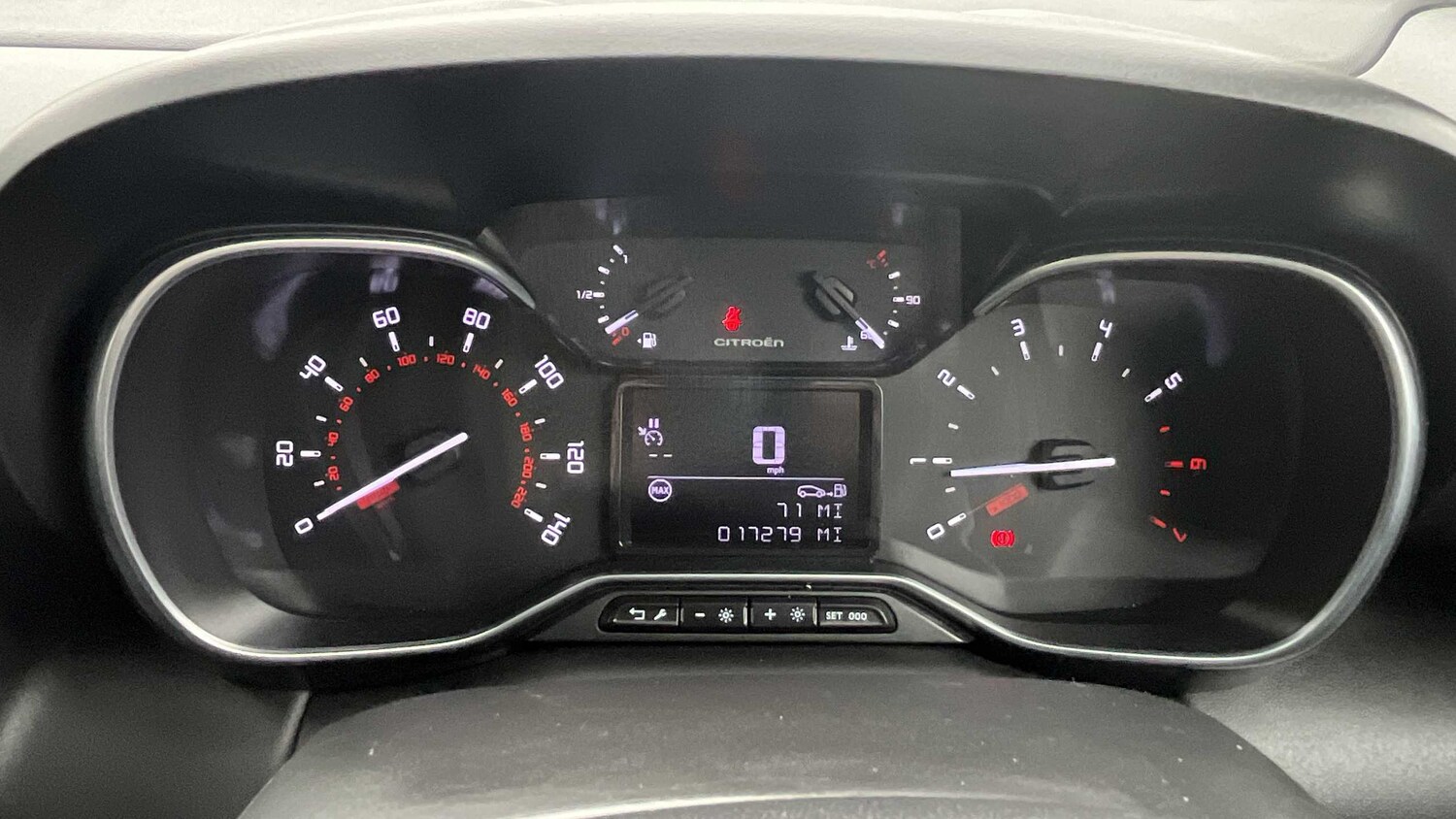 Used Citroen C3 Aircross 2022 for sale - 75931117: Photo 16