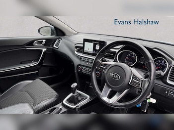 Used Kia Ceed 2019 for sale - 77726697: Photo