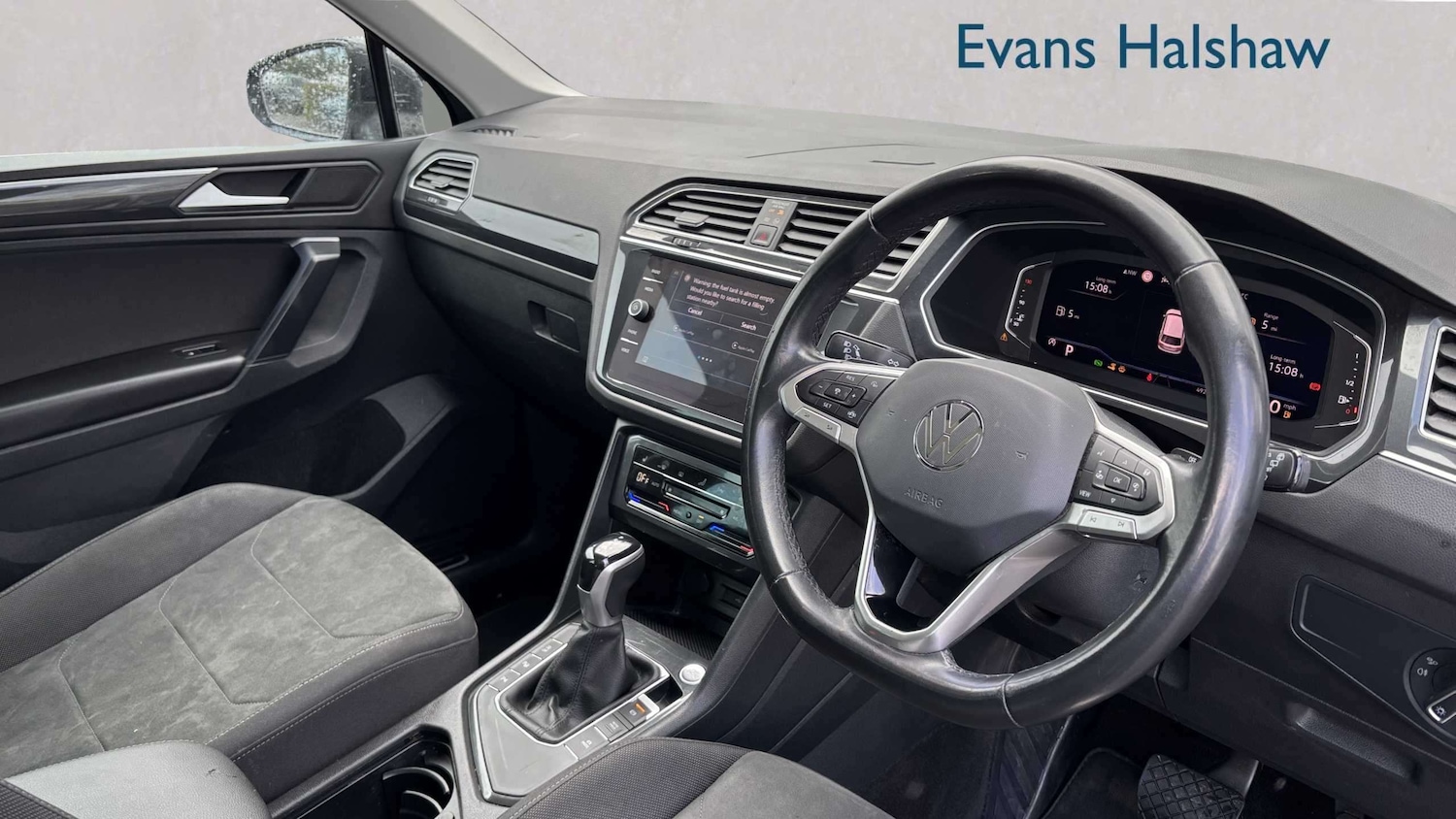 Used Volkswagen Tiguan 2021 for sale - 78024305: Photo 3