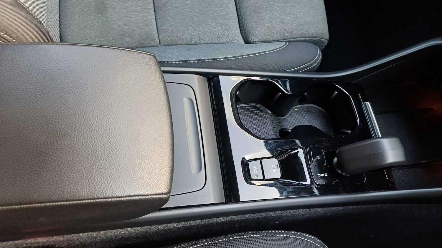 Used Volvo XC40 2023 for sale - 76272153: Photo 14