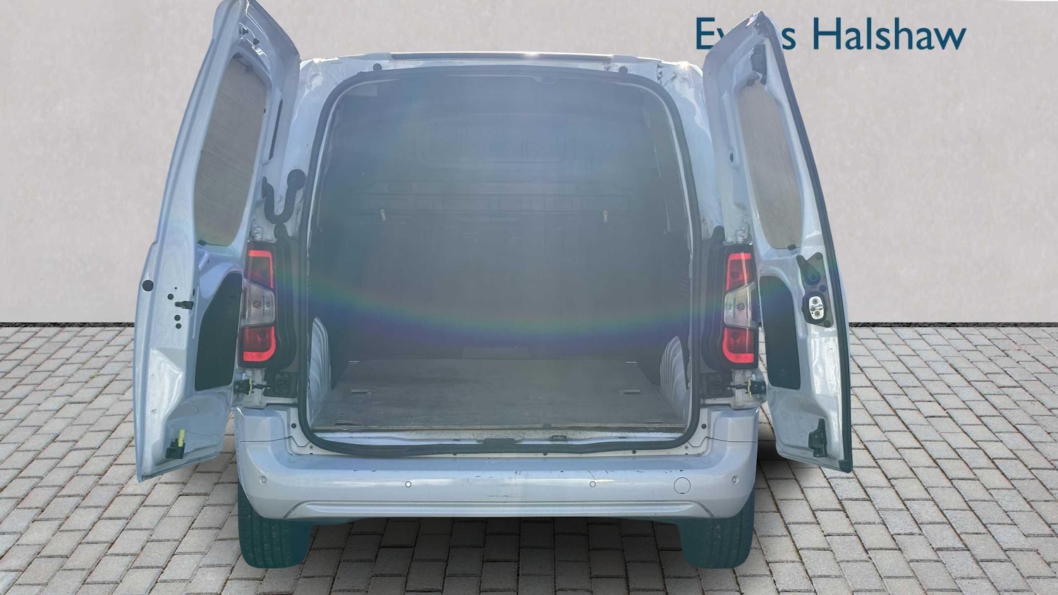 Used Citroen Berlingo 2023 for sale - 76487971: Photo 8