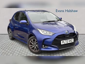 Used Toyota Yaris 2022 for sale - 79637389: Photo