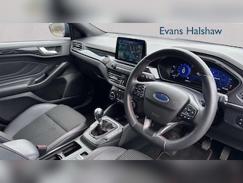 Used Ford Focus 2022 for sale - 77082971: Photo