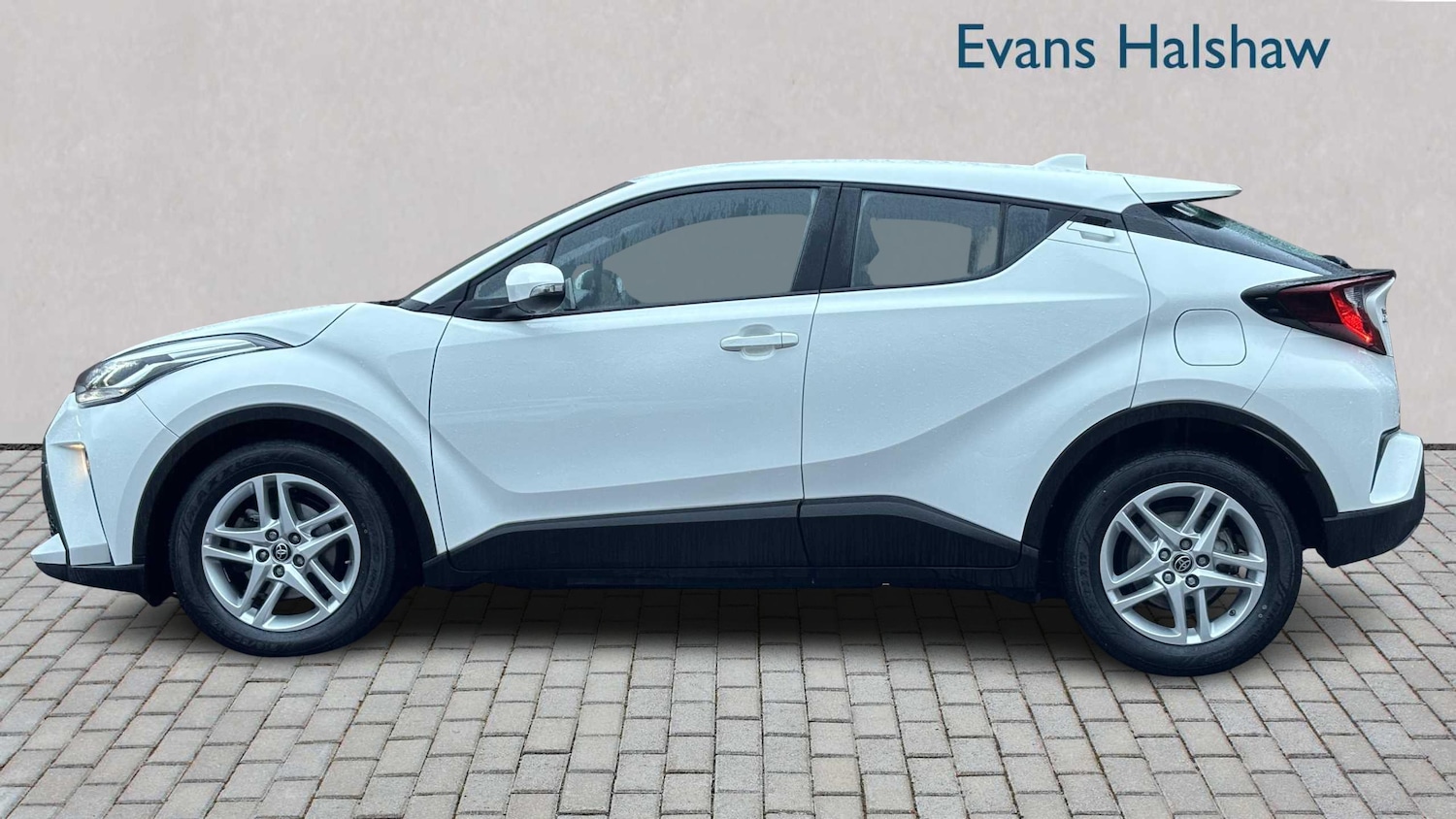 Used Toyota C-HR 2023 for sale - 77044041: Photo 6