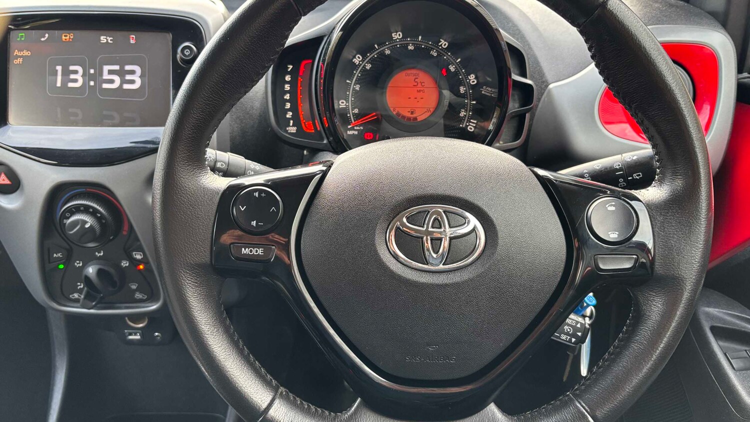 Used Toyota AYGO 2018 for sale - 77112307: Photo 13