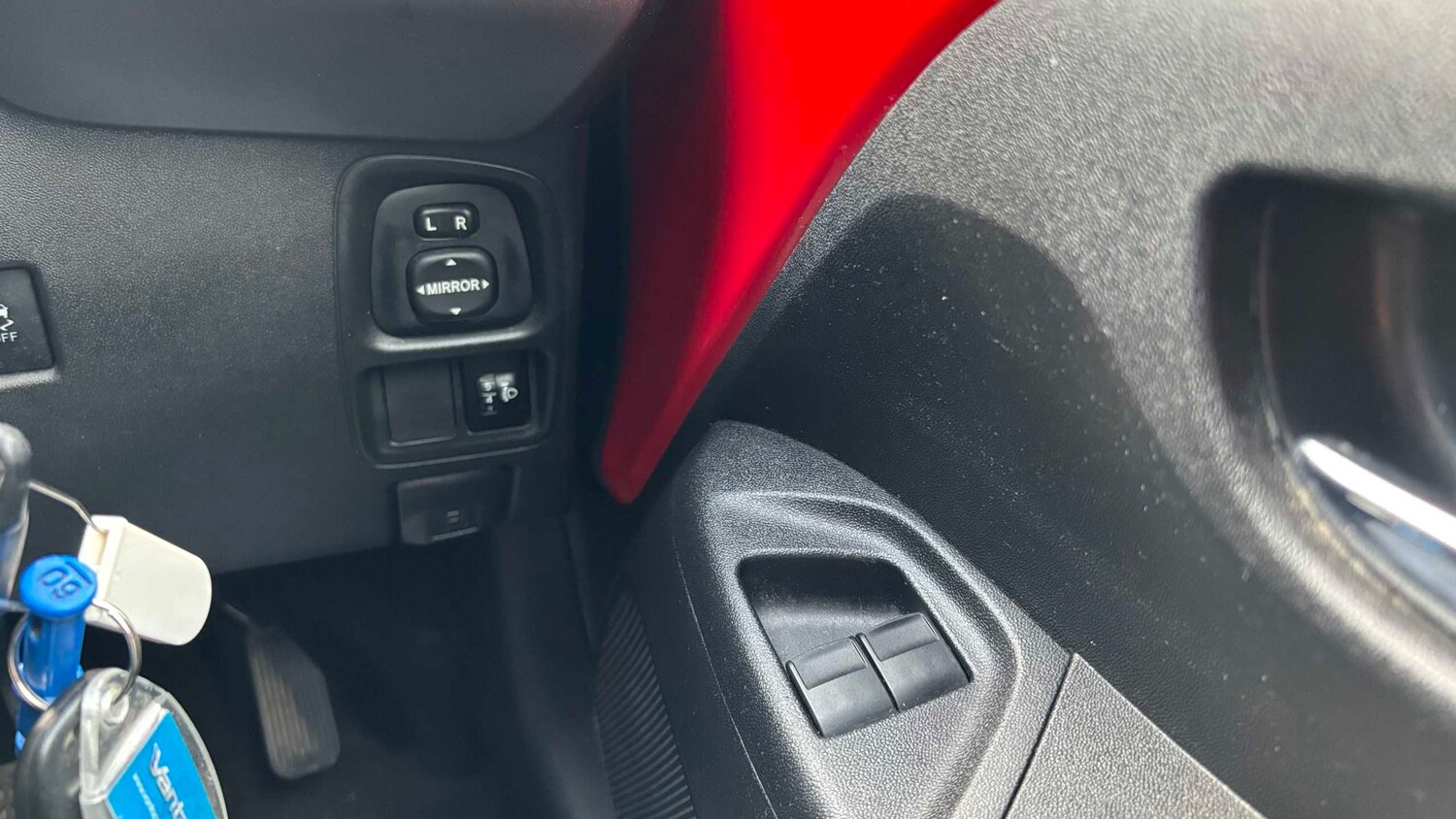 Used Toyota AYGO 2018 for sale - 77112307: Photo 18