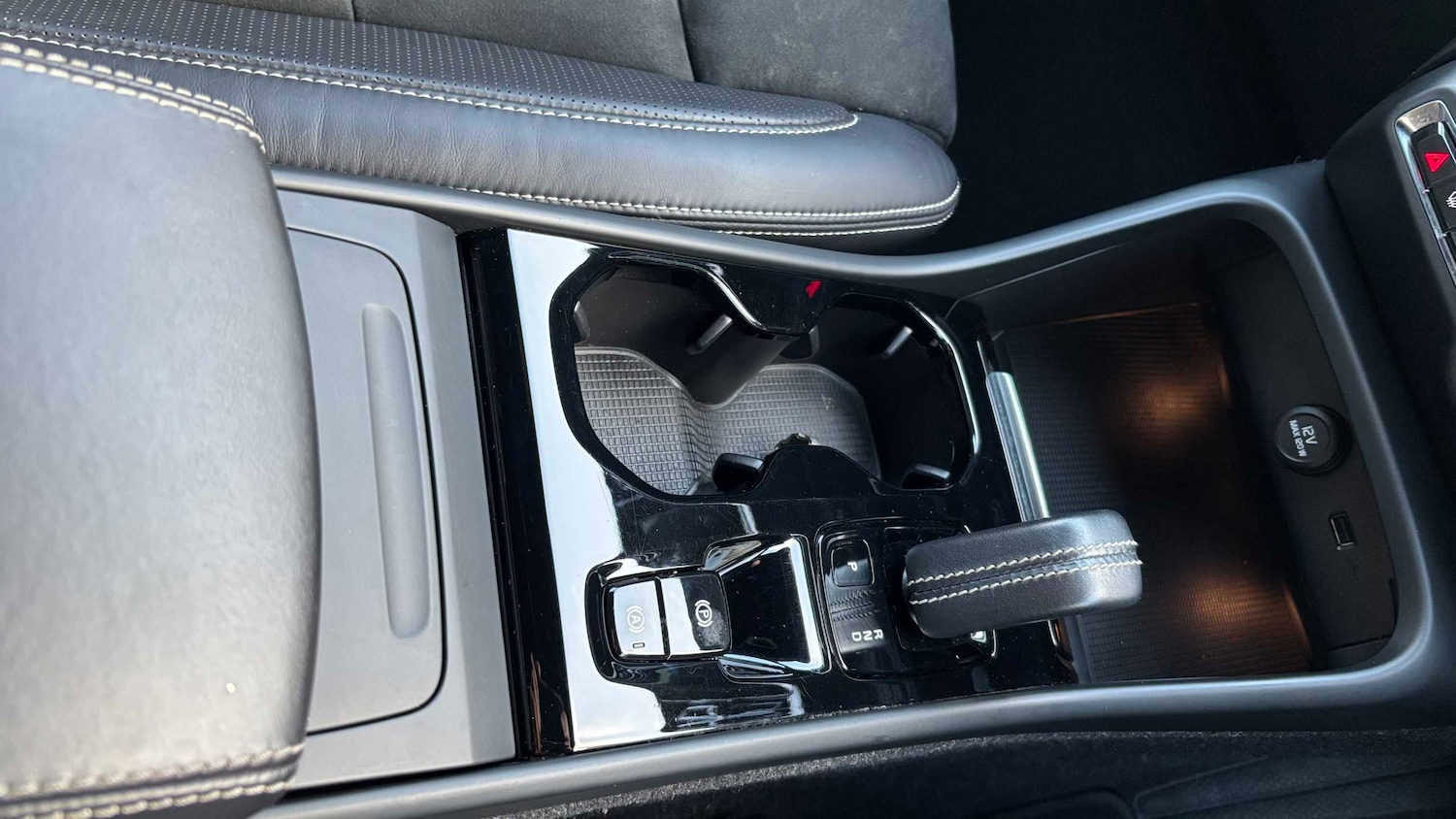 Used Volvo XC40 2020 for sale - 76827495: Photo 16