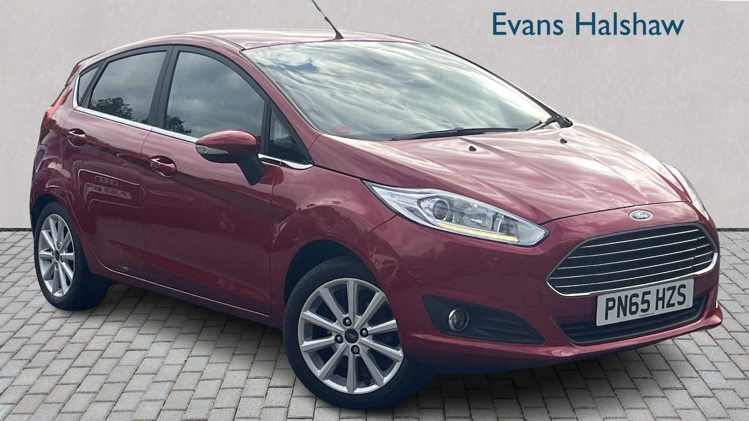 Used Ford Fiesta 2015 for sale - 76156181: Photo 1