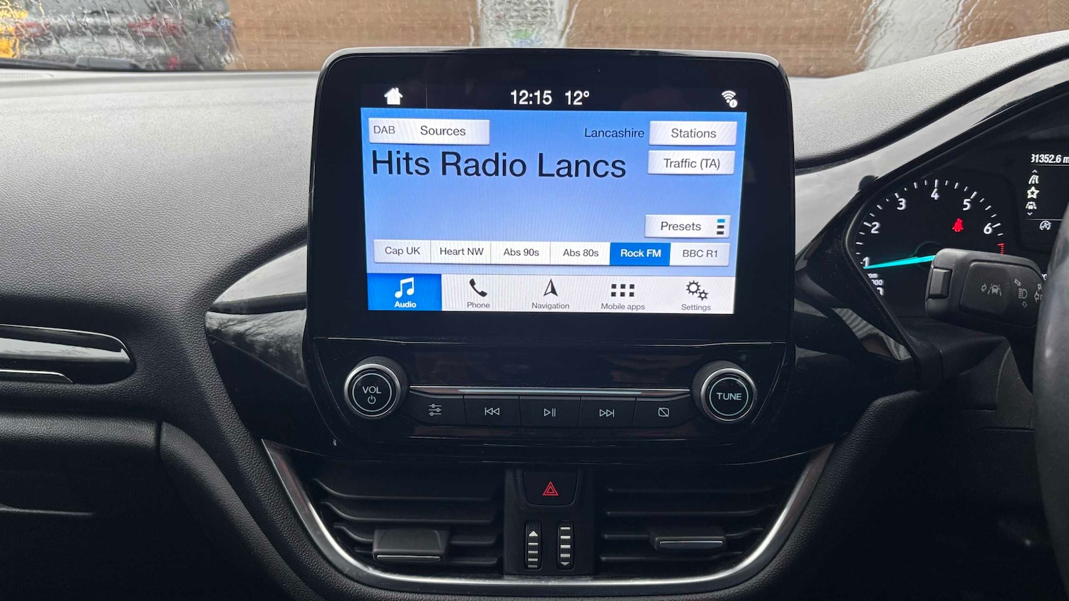 Used Ford Fiesta 2018 for sale - 77032271: Photo 2