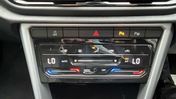 Used Volkswagen T-Roc 2022 for sale - 76045058: Photo 22
