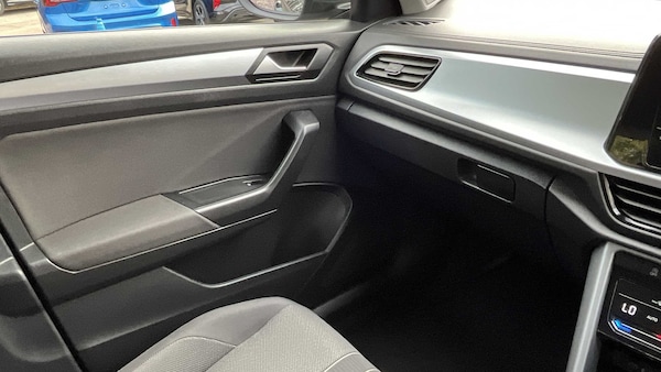 Used Volkswagen T-Roc 2022 for sale - 76045058: Photo 28