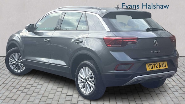 Used Volkswagen T-Roc 2022 for sale - 76045058: Photo 4