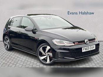 Volkswagen - Golf